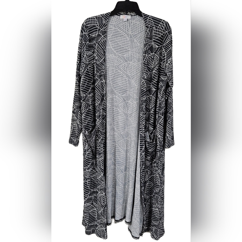 Black and White Pattern Long Sleeve Women's Cardigan Size Large